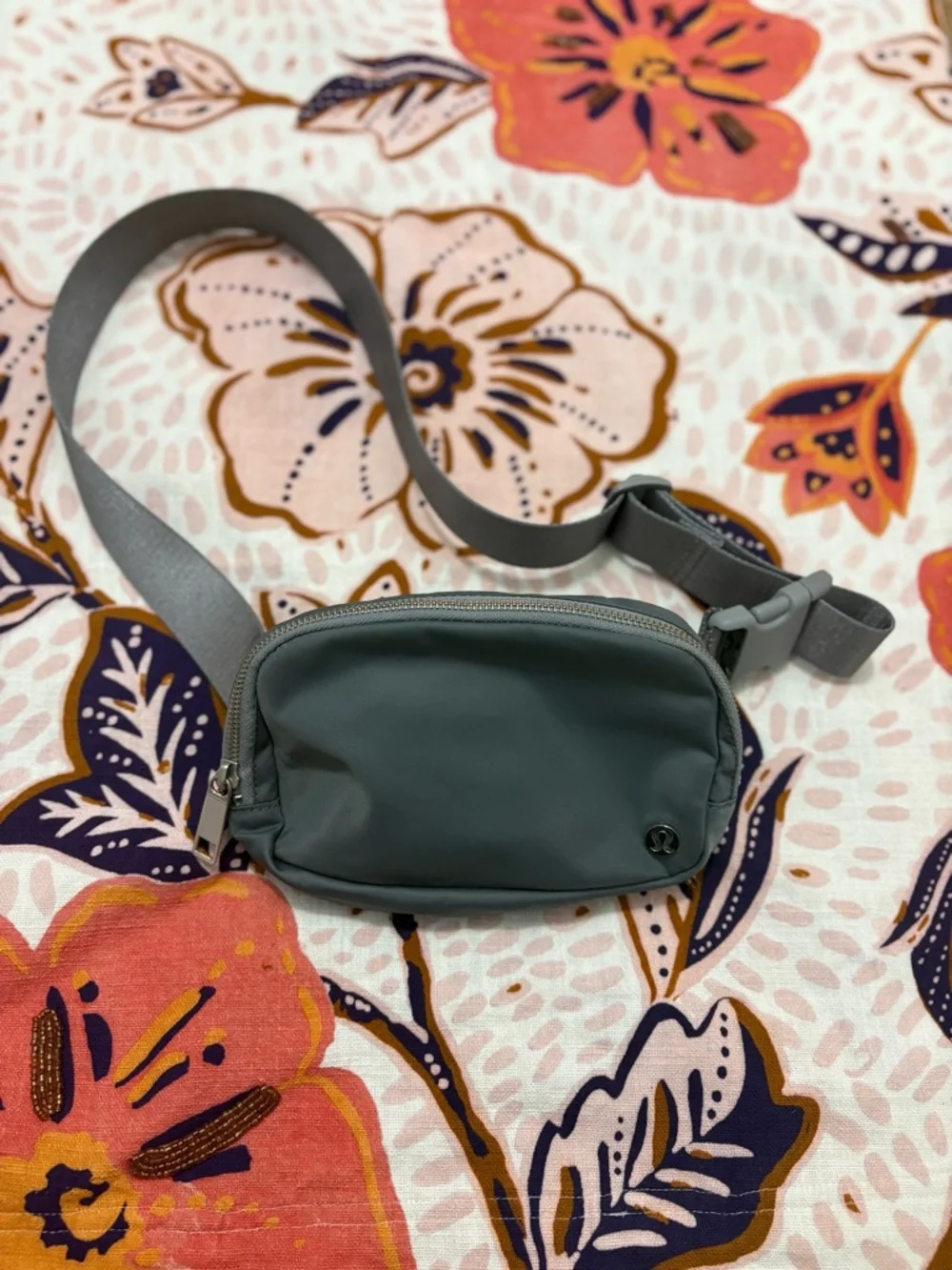 every wear belt bag lululemon Everywhere Bag, (LU9B78S) : Sports & Outdoors Way Zipper Lululemon Everywhere Belt Bag BLACK